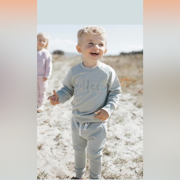 EUC Jamie Kay Wildest sweatshirt and Morgan Pant (1yr) - Picture 3 of 8